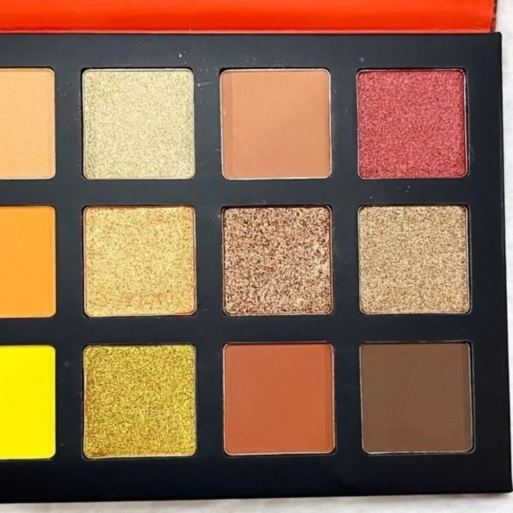 Kara Beauty Magic In The Air‎ Eyeshadow Palette